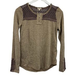 Hem & Thread Lace Cuff Henley Brown Size Small
